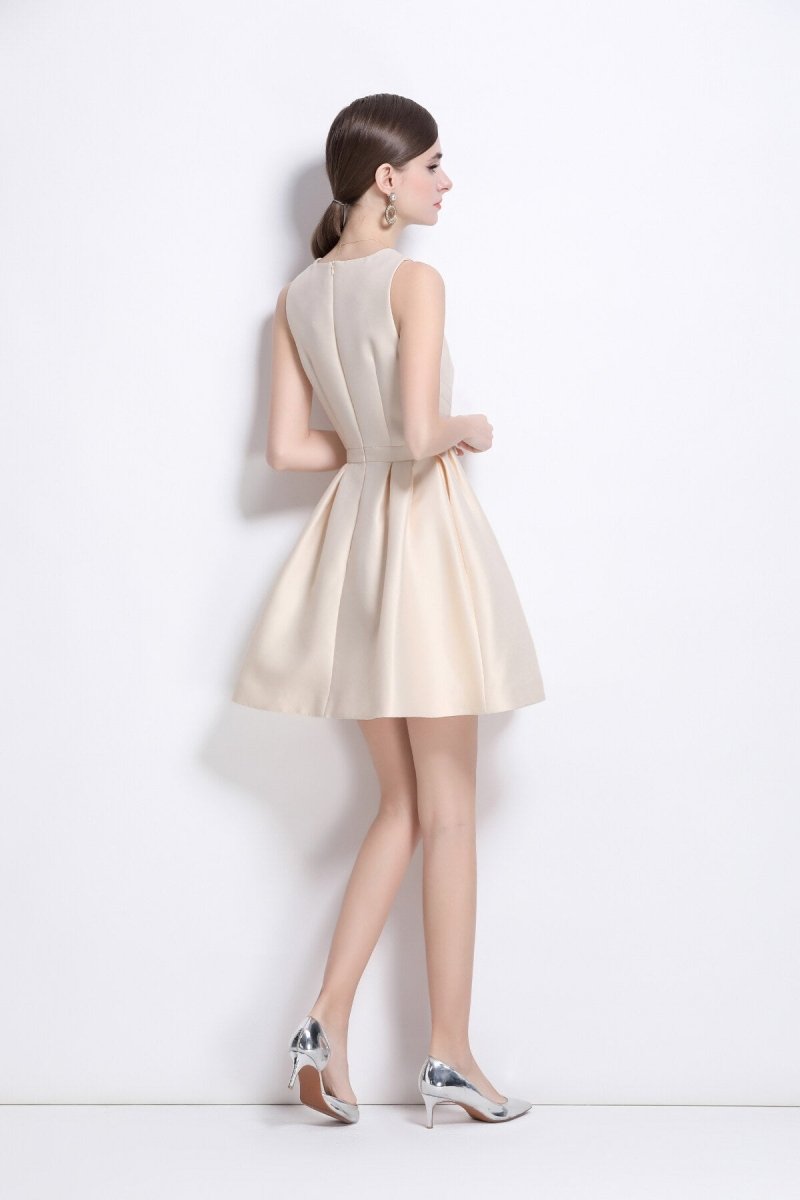 Sleeveless Bow Belt Ivory White Pleated Dress